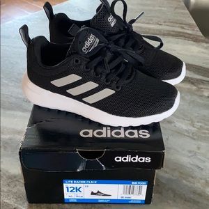 Kids Adidas cloud foam racers